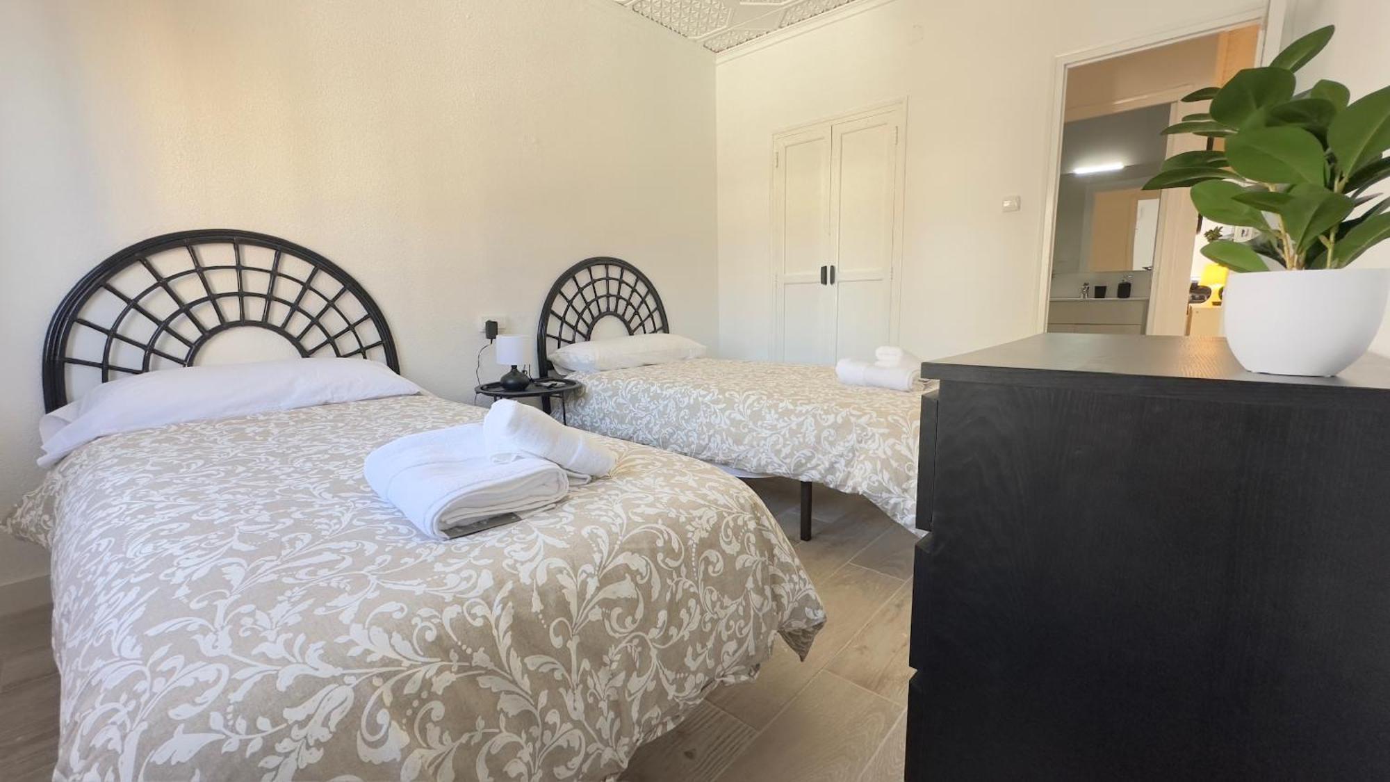 Apartamentos Vernia Ontinyent Exteriör bild